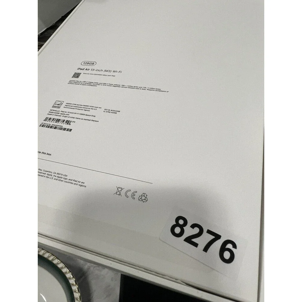 Apple iPad Air M3 11-inch 128GB Space Gray, EMPTY BOX ONLY